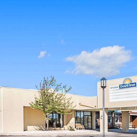 Days Inn By Wyndham Henrietta/Rochester Area Dış mekan fotoğraf
