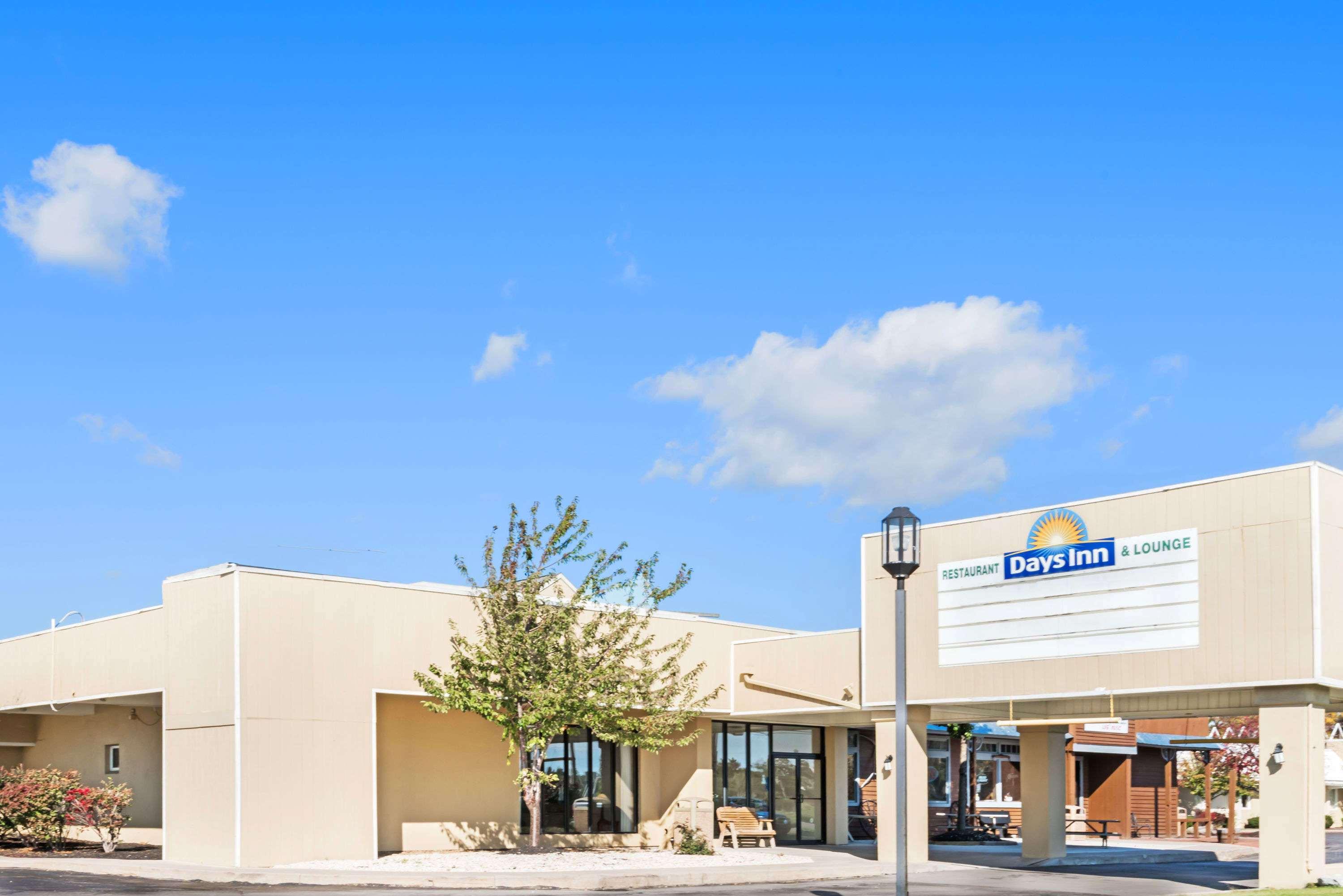 Days Inn By Wyndham Henrietta/Rochester Area Dış mekan fotoğraf