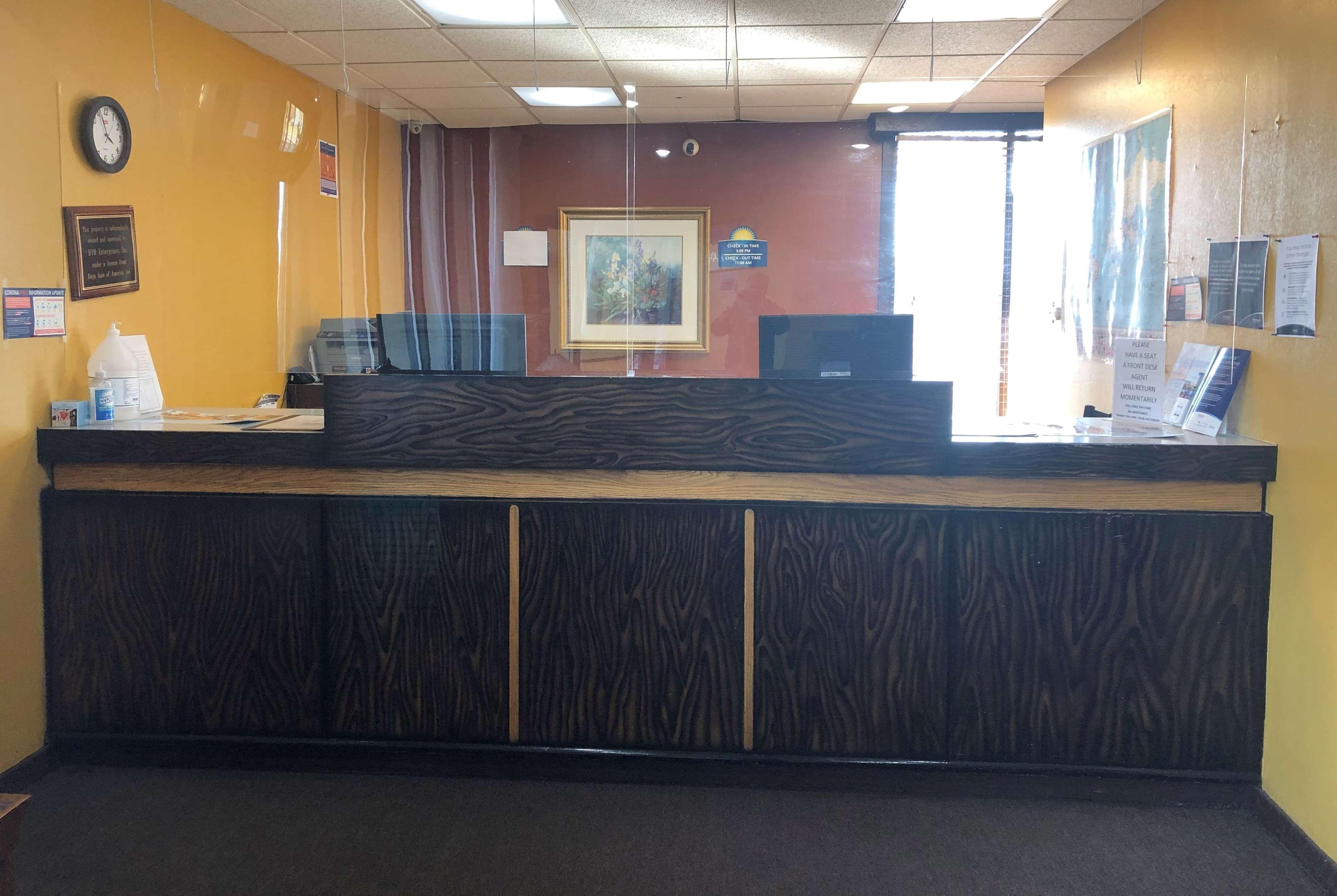 Days Inn By Wyndham Henrietta/Rochester Area Dış mekan fotoğraf